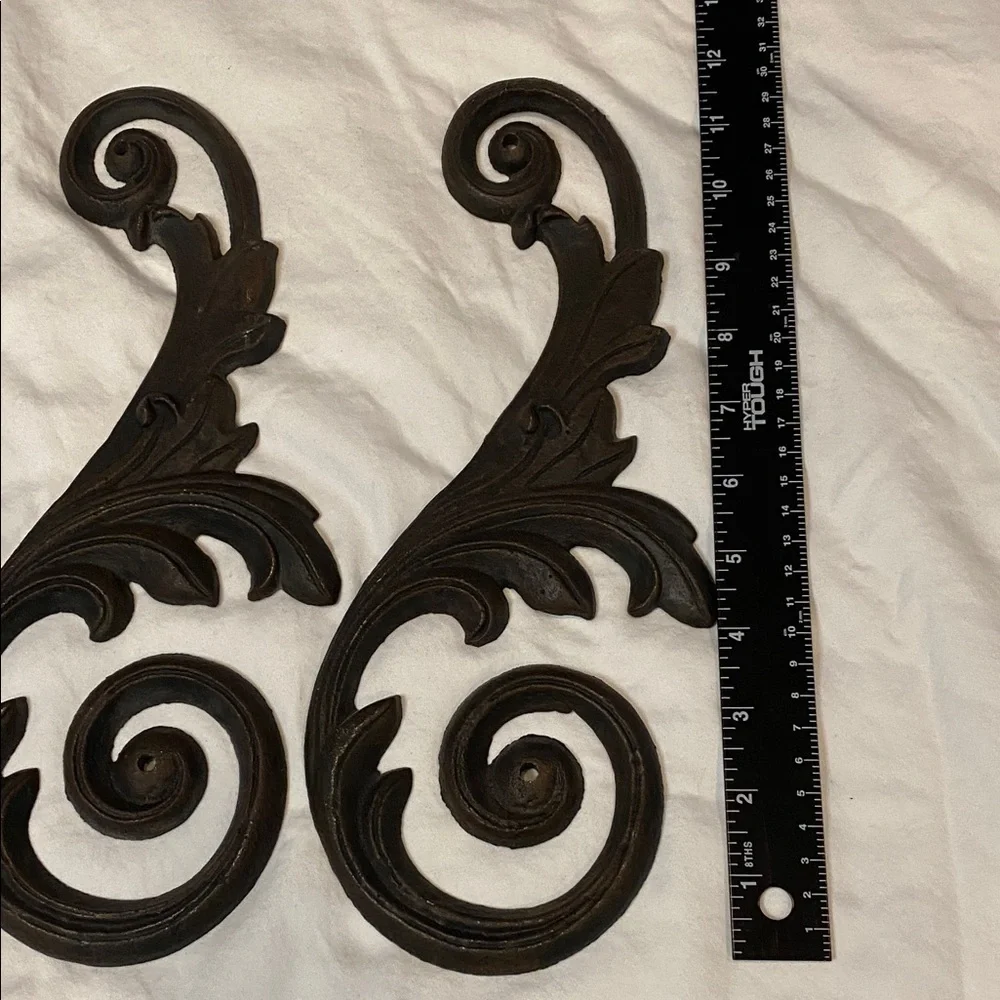 Set of 3 Vintage Dark  Brown Swirl Cast Iron Wall Decor Set. Each one 1.6 lbs.